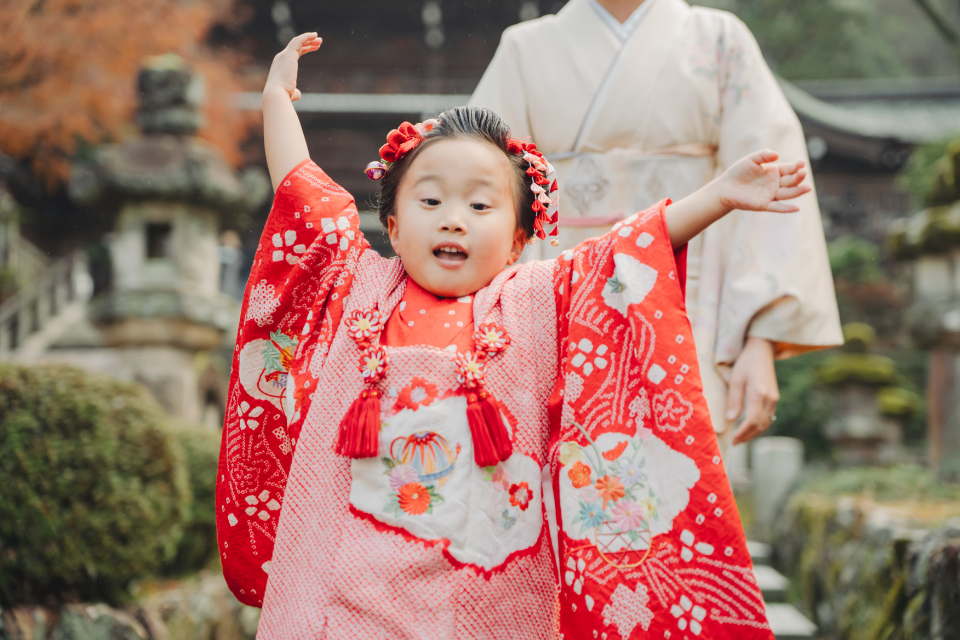 岐阜ニューボーン、お宮参り、七五三、成人式、ファミリーフォト岐阜、岐阜フォトスタジオ、フォトスタジオ岐阜ならLAUGH PHOTOラフフォトへ