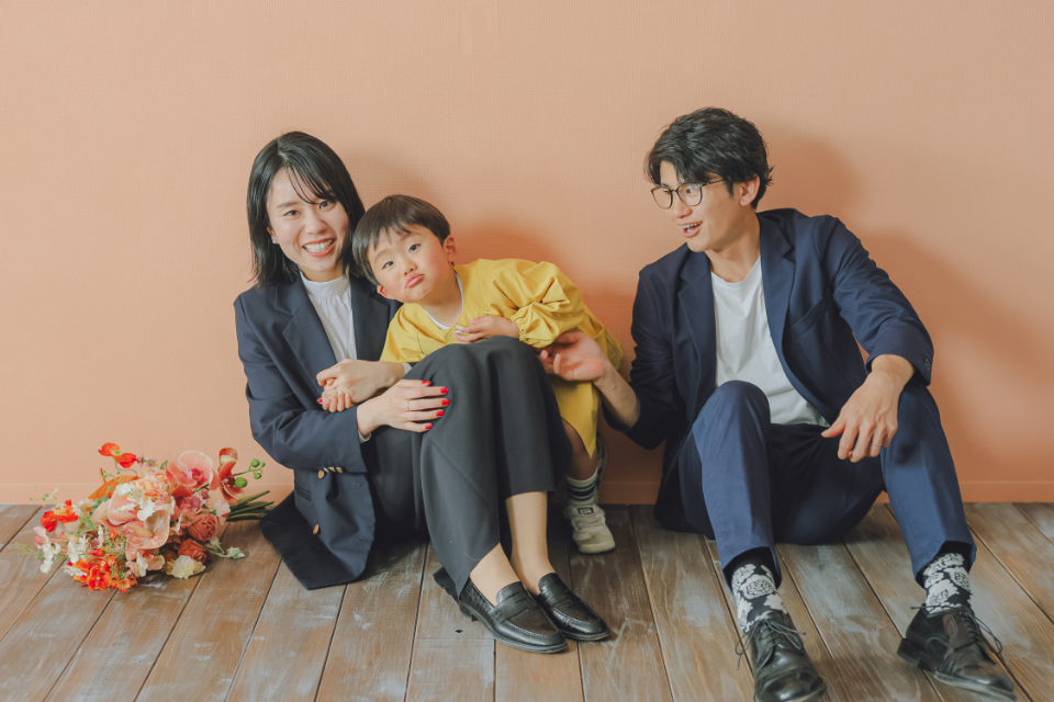 岐阜七五三、成人式、、ファミリーフォト岐阜、岐阜フォトスタジオ、フォトスタジオ岐阜ならLAUGH PHOTOラフフォトへ