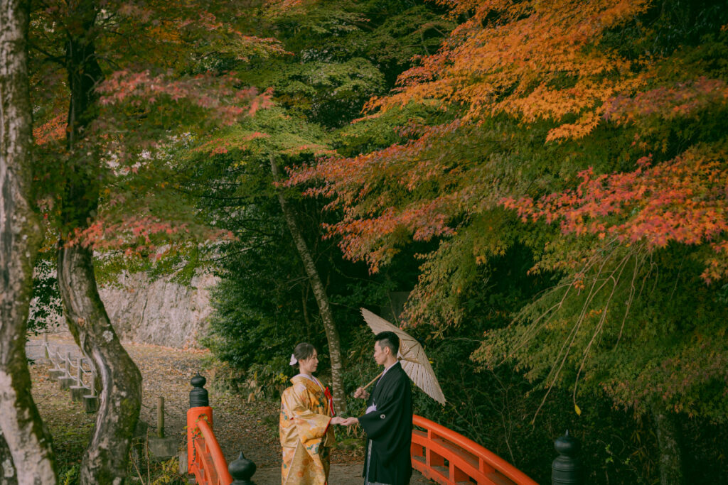 前撮り岐阜、岐阜フォトウエディング紅葉フォトならラフフォトへ